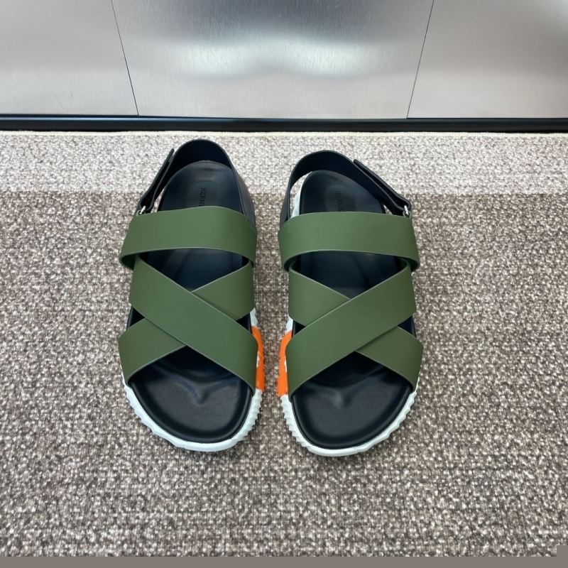 H**mes sandals